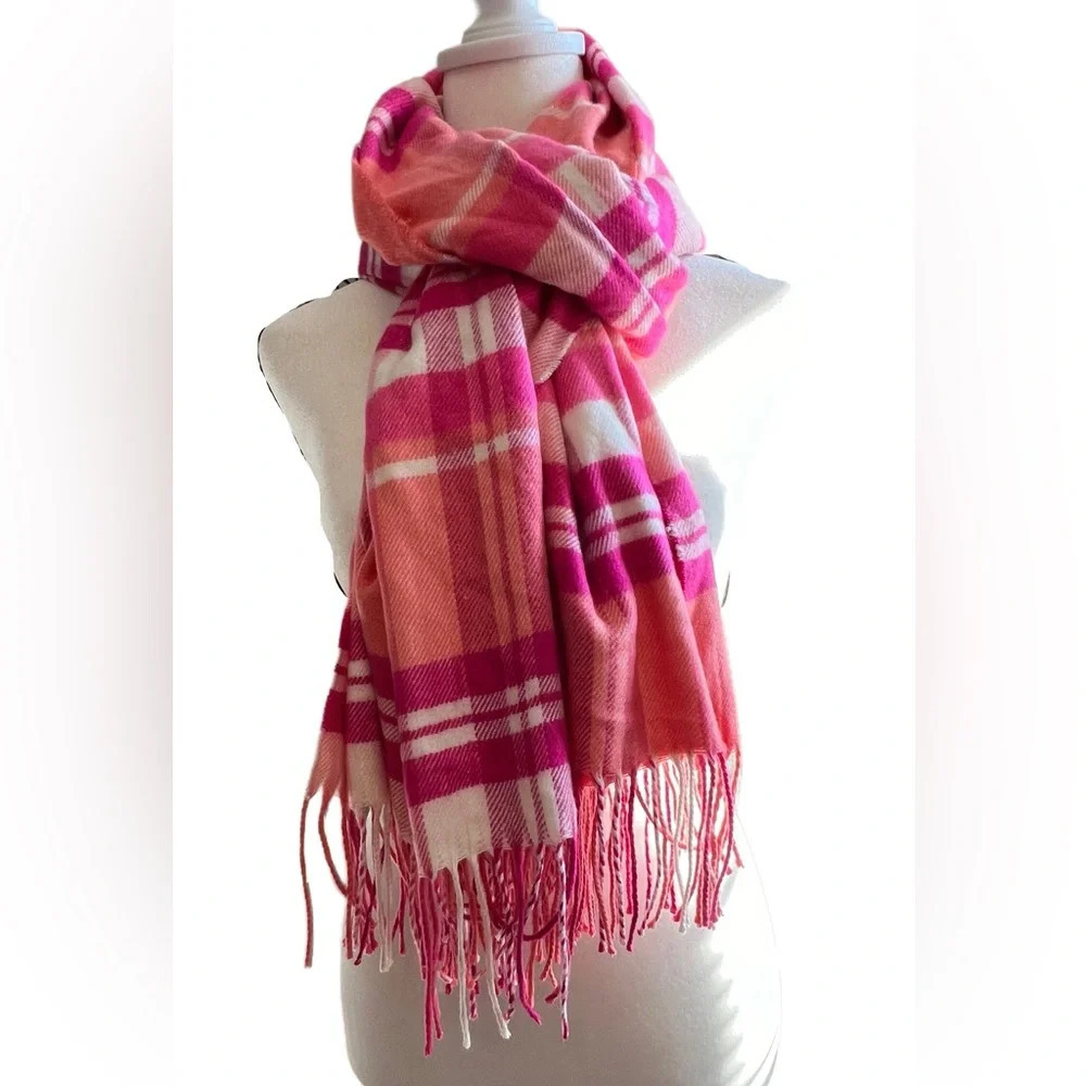Old Navy Pink/Coral/White Plaid SuperSoft Scarf - Picture 4 of 6
